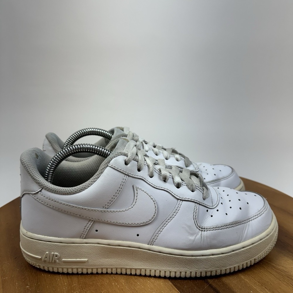 Womens Nike Air Force 1 2021 White Leather Casual Low Sneakers Shoes Size 8.5 M